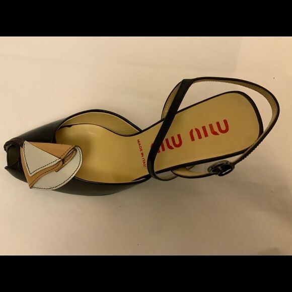 Miu Miu Women's Open Toed Slingback Black Heels Pre-Owned Size 5.5 - Picture 4 of 8